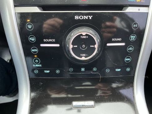 Used 2012 Ford Edge Limited image 19