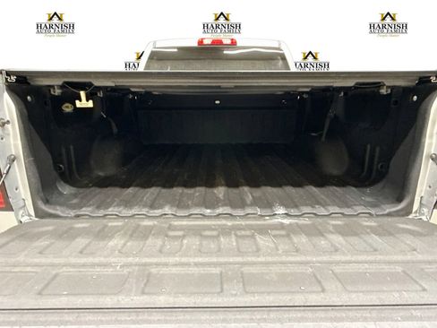 Used 2017 Chevrolet Silverado 1500 LT w/ All Star Edition AWD/4WD image 29
