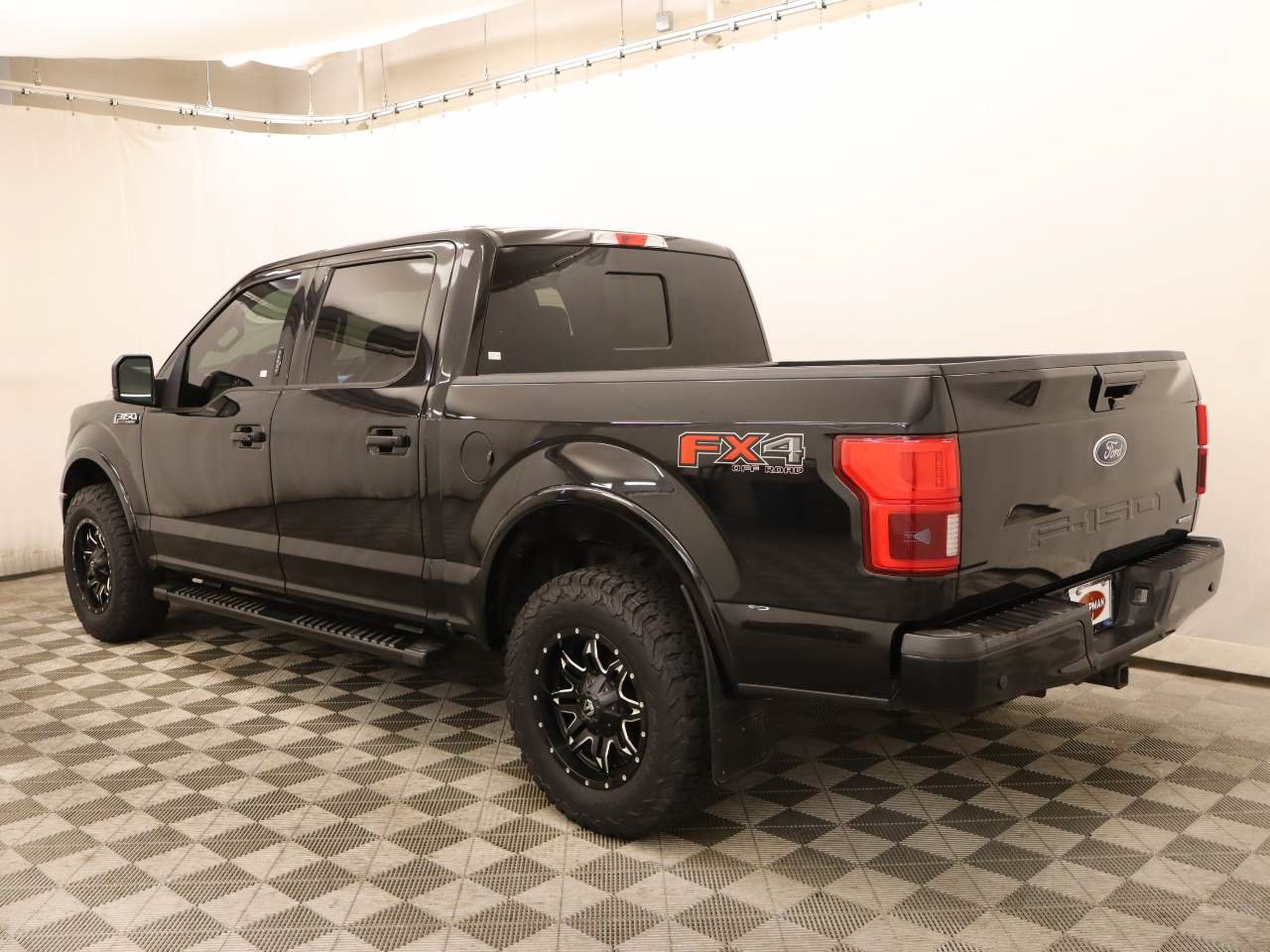 Used 2018 Ford F150 Lariat w/ Equipment Group 501A Mid AWD/4WD image 3
