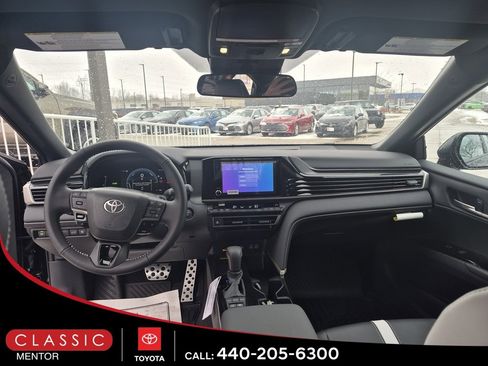 New 2026 Toyota Camry SE image 12