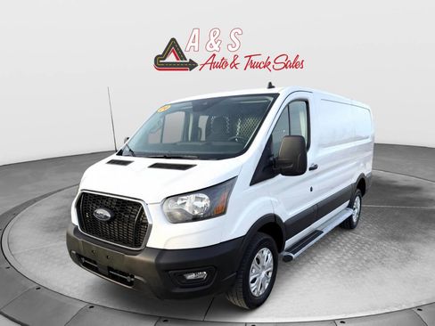 Used 2024 Ford Transit 250 Low Roof w/ Exterior Upgrade Package image 3