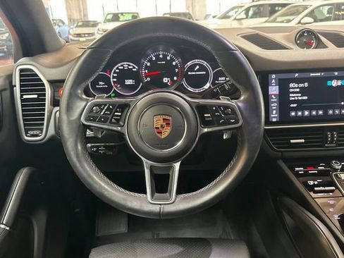 Used 2019 Porsche Cayenne AWD/4WD image 17