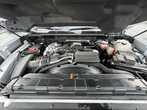 Used 2025 Chevrolet Silverado 2500 LT w/ Z71 Chrome Sport Edition image 25