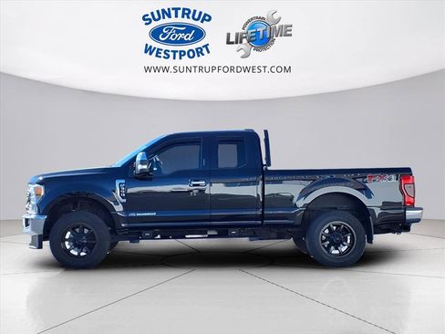 Used 2022 Ford F350 Lariat w/ Chrome Package image 19