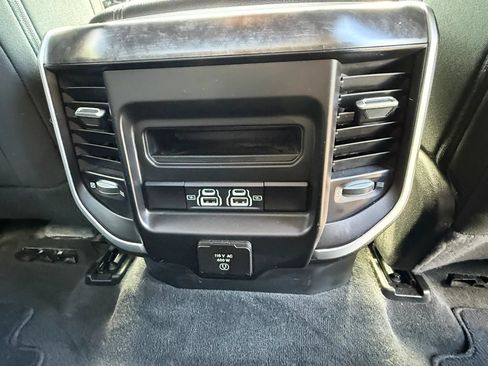 Used 2021 RAM 1500 Big Horn AWD/4WD image 16