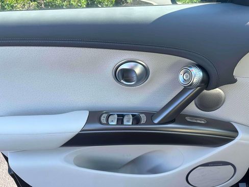 New 2024 Genesis GV60 Advanced w/ Cargo Package image 29