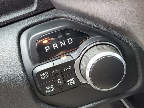 Used 2020 RAM 1500 Big Horn AWD/4WD image 29