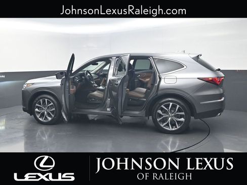Used 2024 Acura MDX SH-AWD w/ Technology Package image 28
