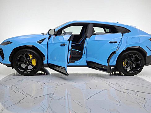 Used 2025 Lamborghini Urus S AWD/4WD image 5