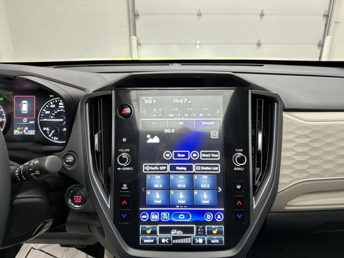 Used 2025 Subaru Forester Limited w/ Popular Package #2 image 31