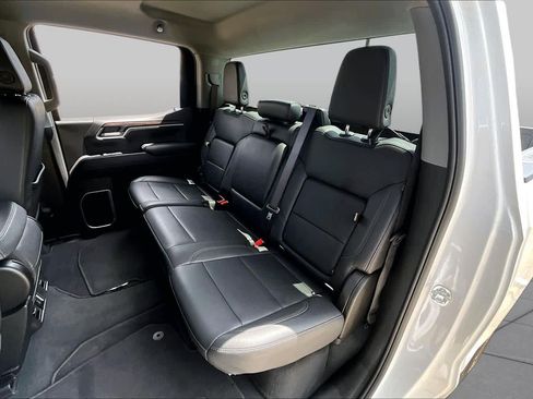 Used 2025 GMC Sierra 1500 SLT AWD/4WD image 21