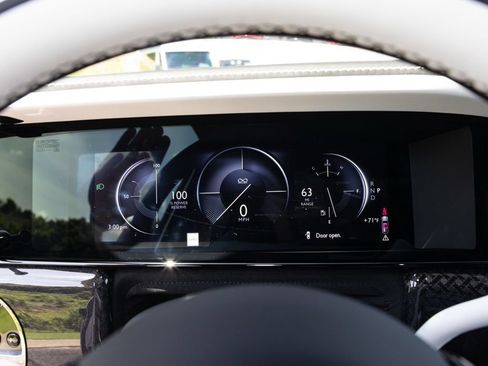 New 2027 Rolls-Royce Cullinan Black Badge AWD/4WD image 35