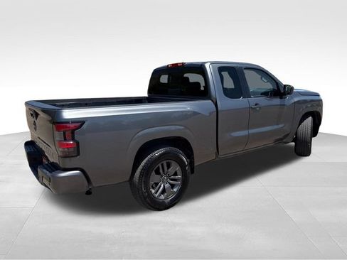 Certified 2025 Nissan Frontier SV RWD image 7