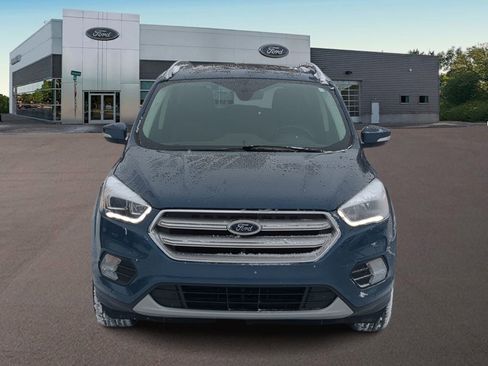 Used 2018 Ford Escape Titanium image 3