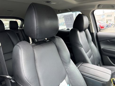 Used 2023 MAZDA CX-9 Touring image 9