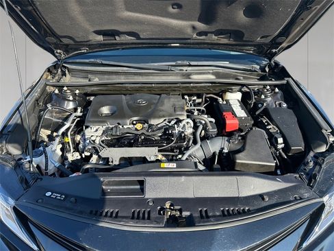 Used 2023 Toyota Camry LE image 20