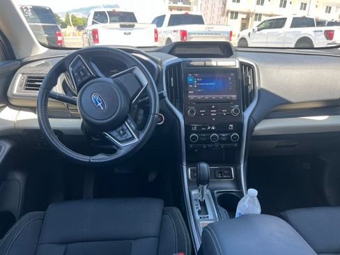 Used 2022 Subaru Ascent Premium w/ Convenience Package AWD/4WD image 21