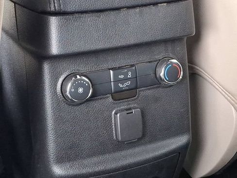 Used 2019 Ford Explorer XLT w/ Equipment Group 202A AWD/4WD image 19