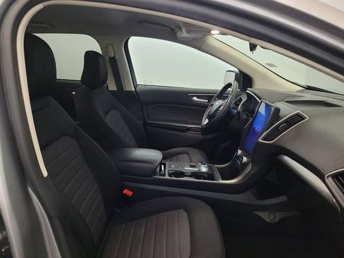 Used 2021 Ford Edge SE FWD image 21