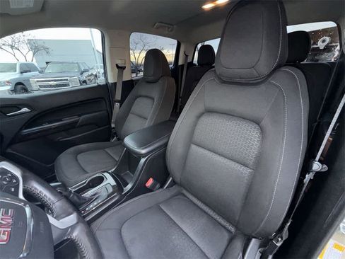 Used 2022 GMC Canyon Elevation w/ Trailering Package image 11