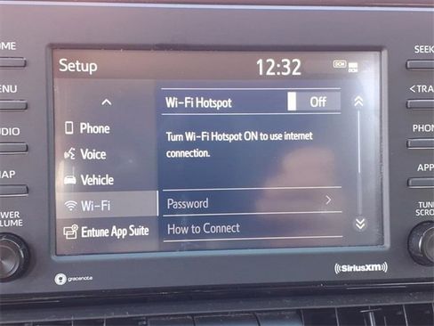 Used 2021 Toyota RAV4 XLE Premium image 10