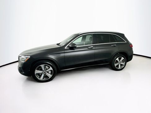 Used 2020 Mercedes-Benz GLC 300 4MATIC image 4
