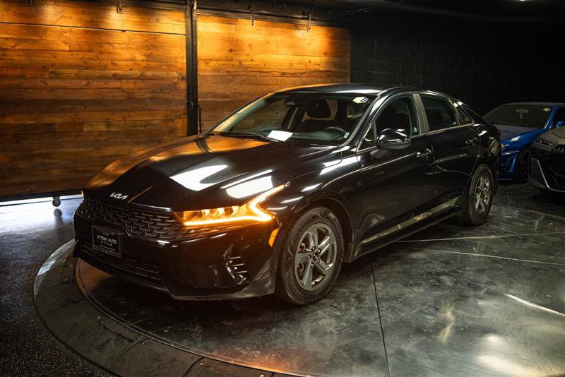 Used 2022 Kia K5 LXS FWD image 2
