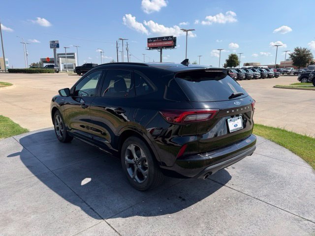 Used 2024 Ford Escape ST-Line FWD image 5