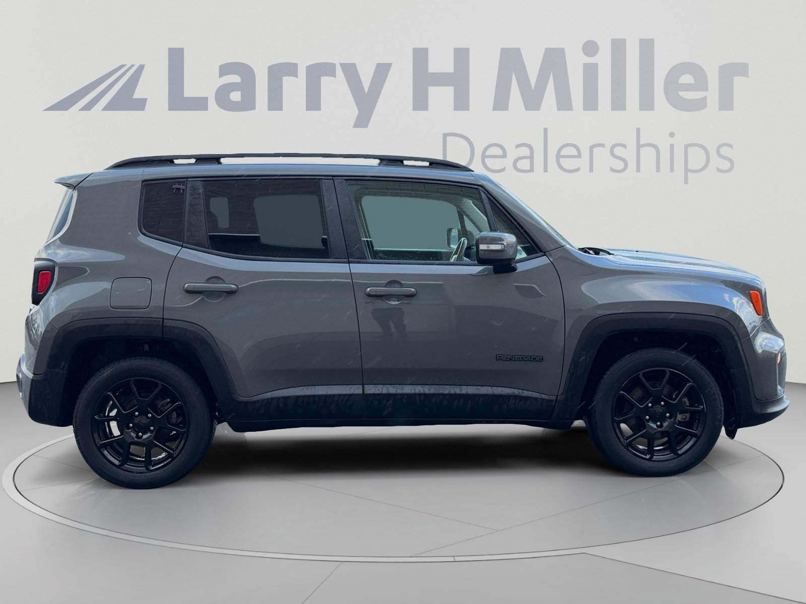 Used 2020 Jeep Renegade Altitude FWD image 6