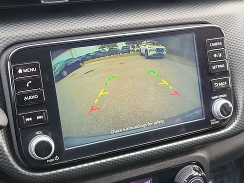 Certified 2022 Nissan Kicks SV FWD image 28