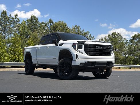 Used 2024 GMC Sierra 1500 Elevation w/ LPO, Elevation Black Package AWD/4WD image 1