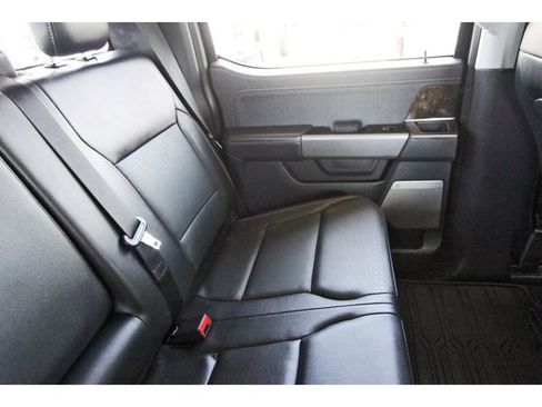 Used 2022 Ford F150 Lariat w/ Equipment Group 502A High RWD image 10
