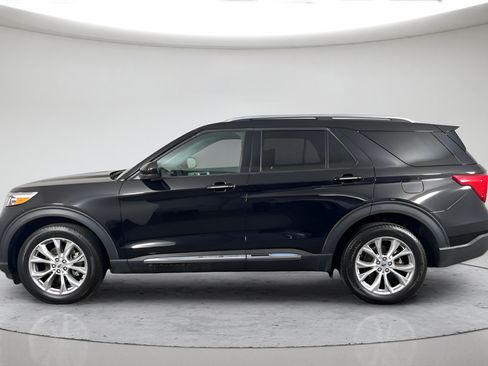 Used 2024 Ford Explorer Limited AWD/4WD image 6