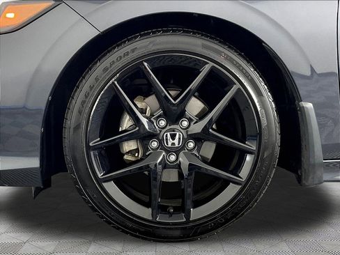 Used 2025 Honda Civic Sport image 32