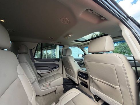 Used 2019 Chevrolet Tahoe LT w/ Luxury Package AWD/4WD image 25