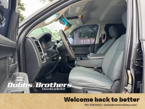 Used 2018 RAM 2500 Tradesman w/ Chrome Appearance Group AWD/4WD image 12