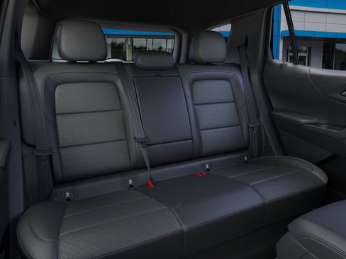 New 2026 Chevrolet Equinox LT AWD/4WD image 17