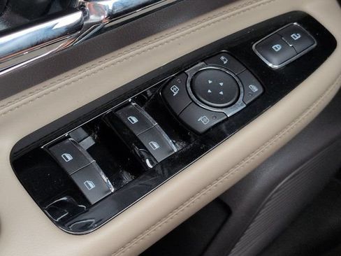 Used 2020 Lincoln Corsair FWD w/ Equipment Group 101A image 24