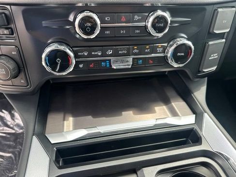New 2026 Ford F350 Platinum w/ FX4 Off-Road Package AWD/4WD image 24