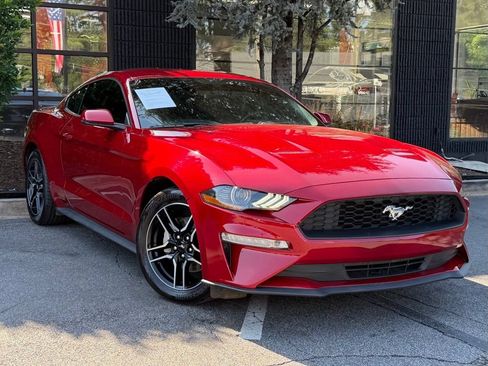 Used 2020 Ford Mustang Premium RWD image 7