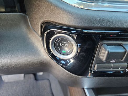 Used 2024 Chevrolet Silverado 1500 High Country w/ Z71 Off-Road Package image 20