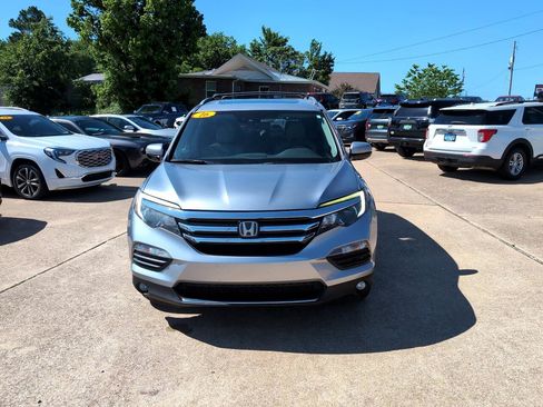 Used 2016 Honda Pilot Elite image 2