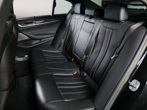 Used 2023 BMW M550i xDrive M550i xDrive w/ Executive Package image 13