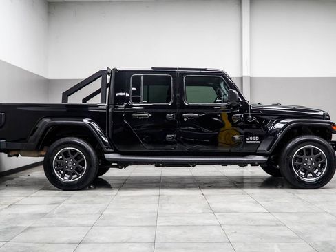 Used 2022 Jeep Gladiator Overland w/ Popular Equipment Package AWD/4WD image 6