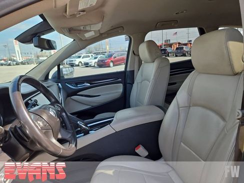 Used 2019 Buick Enclave Essence FWD image 16