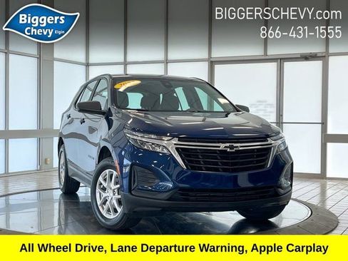 Used 2023 Chevrolet Equinox LS image 1