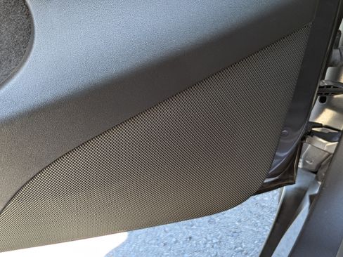 Used 2022 Tesla Model Y Performance image 18