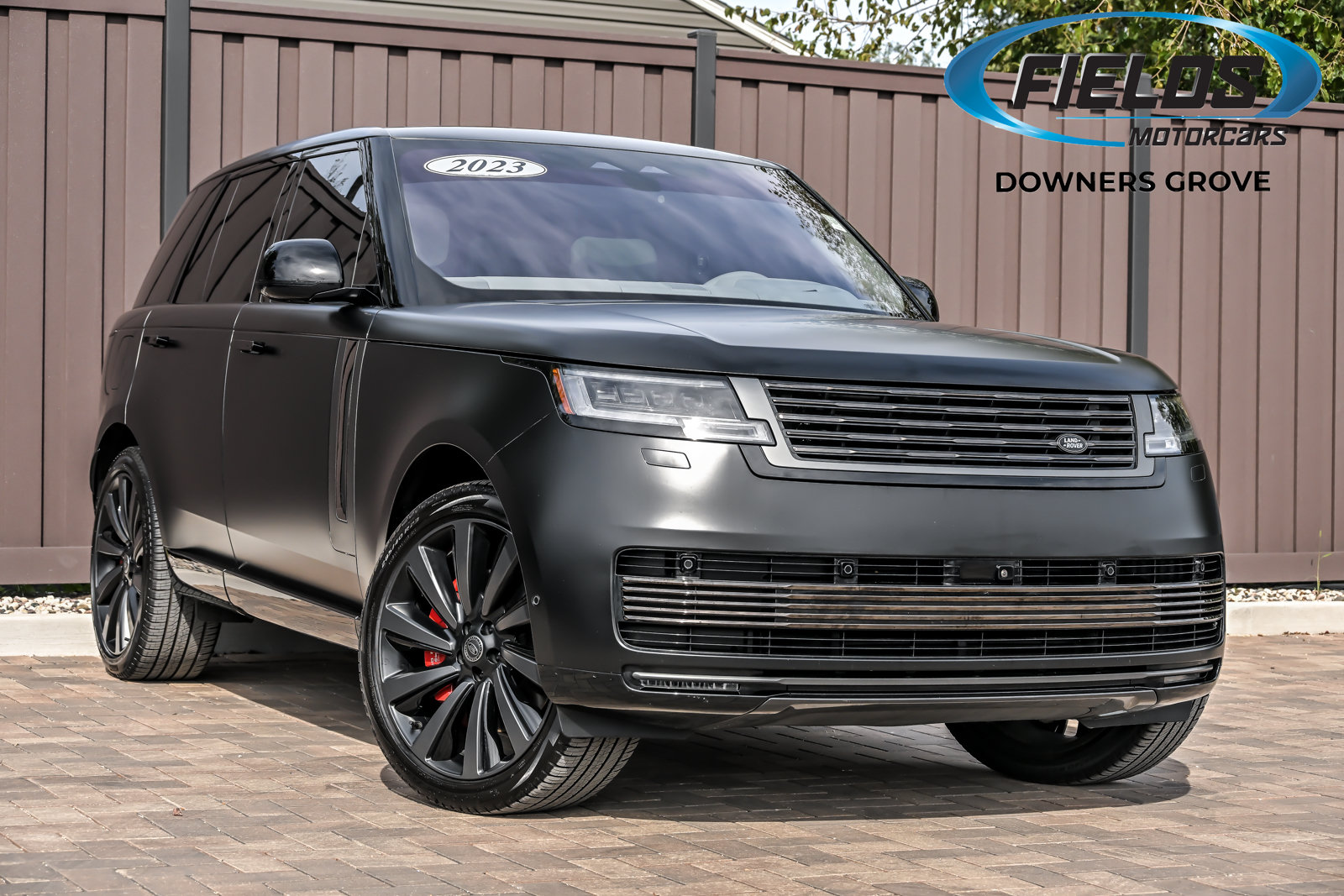 Used 2023 Land Rover Range Rover SV AWD/4WD image 1