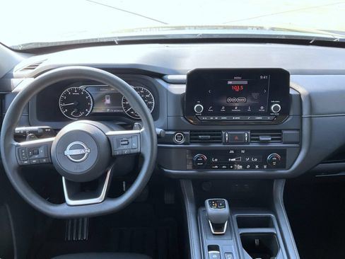 Certified 2024 Nissan Pathfinder S AWD/4WD image 16