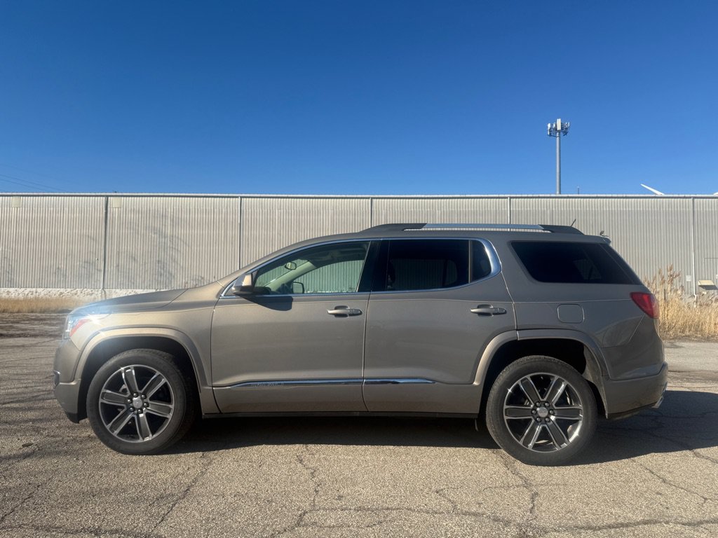 Used 2019 GMC Acadia Denali w/ LPO, Floor Liner Package AWD/4WD image 6